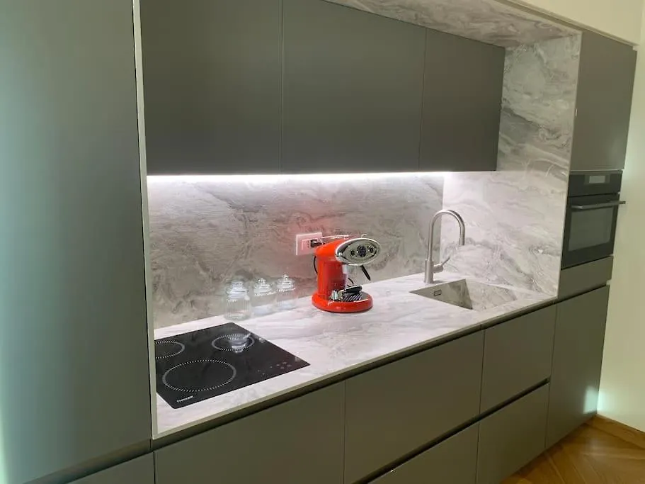 Appartamento Incantevole Nel Cuore Di Milano 0*, Milan